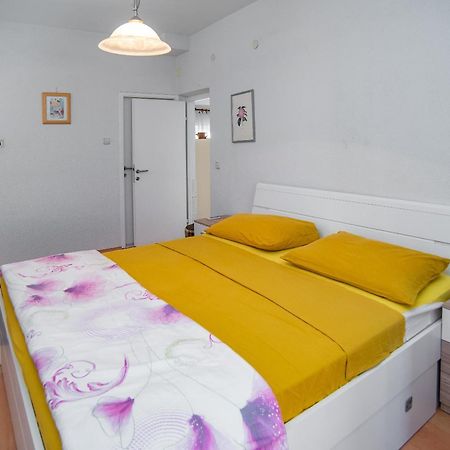 Apartments By The Sea Sumpetar, Omis - 2808 Bilik gambar