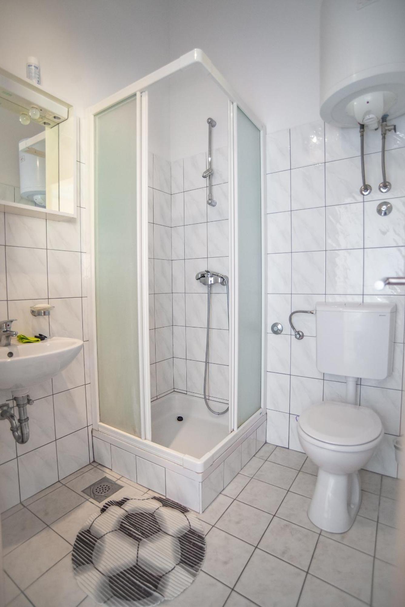Apartments By The Sea Sumpetar, Omis - 2808 Bilik gambar